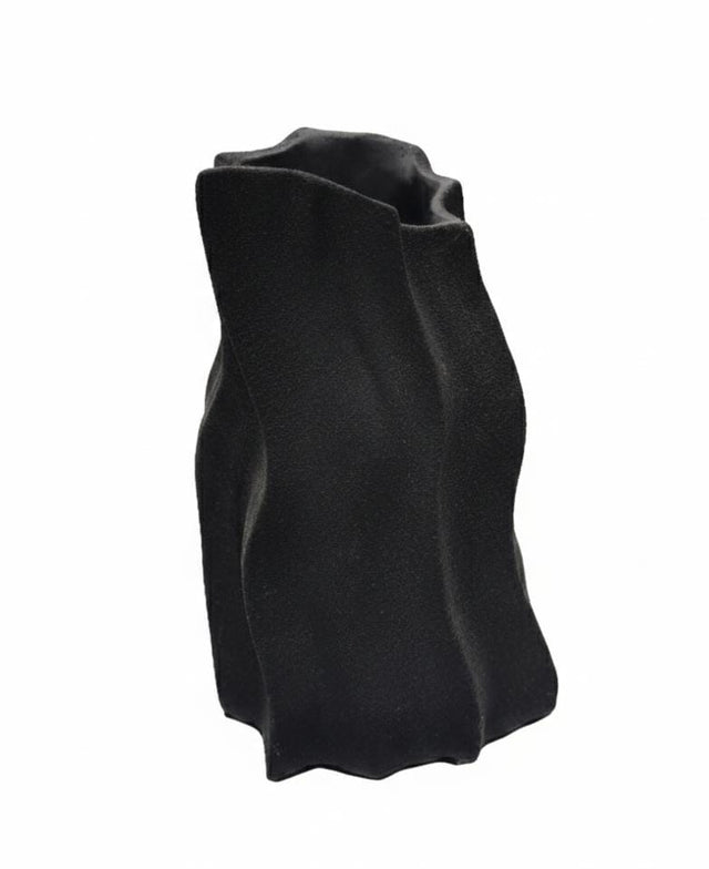 AKDC Black Hard Plastic Flower Vase – Elegant Tabletop Flower Holder – 25×14 cm - Al Kabayel Discount CentreAKDC Black Hard Plastic Flower Vase – Elegant Tabletop Flower Holder – 25×14 cmFlower/Plant PotsAKDCAl Kabayel Discount Centre