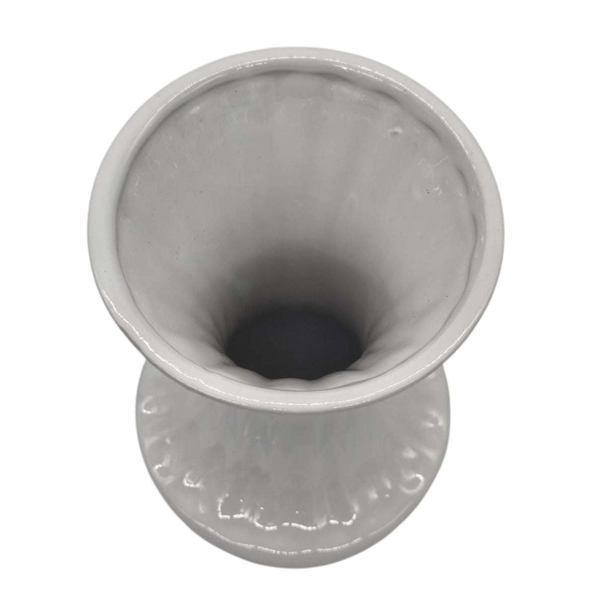 AKDC Ceramic Flower Pot Handcrafted Flower Vase Garden Pots, Versatile Stylish Flower Pot, Storage Container Planter Pot for Home Office Event Decor (18cmx10cm) - White - Al Kabayel Discount CentreAKDC Ceramic Flower Pot Handcrafted Flower Vase Garden Pots, Versatile Stylish Flower Pot, Storage Container Planter Pot for Home Office Event Decor (18cmx10cm) - WhiteFlower/Plant PotsAKDCAl Kabayel Discount Centre
