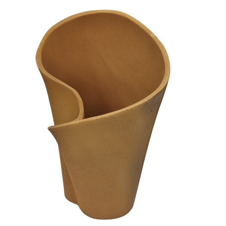 AKDC Ceramic Flower Vase for Entryway Living Room Bedroom Dining Table Centerpiece Office Home Décor - 24cmX14cm - Orange - Al Kabayel Discount CentreAKDC Ceramic Flower Vase for Entryway Living Room Bedroom Dining Table Centerpiece Office Home Décor - 24cmX14cm - OrangeHome Décor AccentsAKDCAl Kabayel Discount Centre