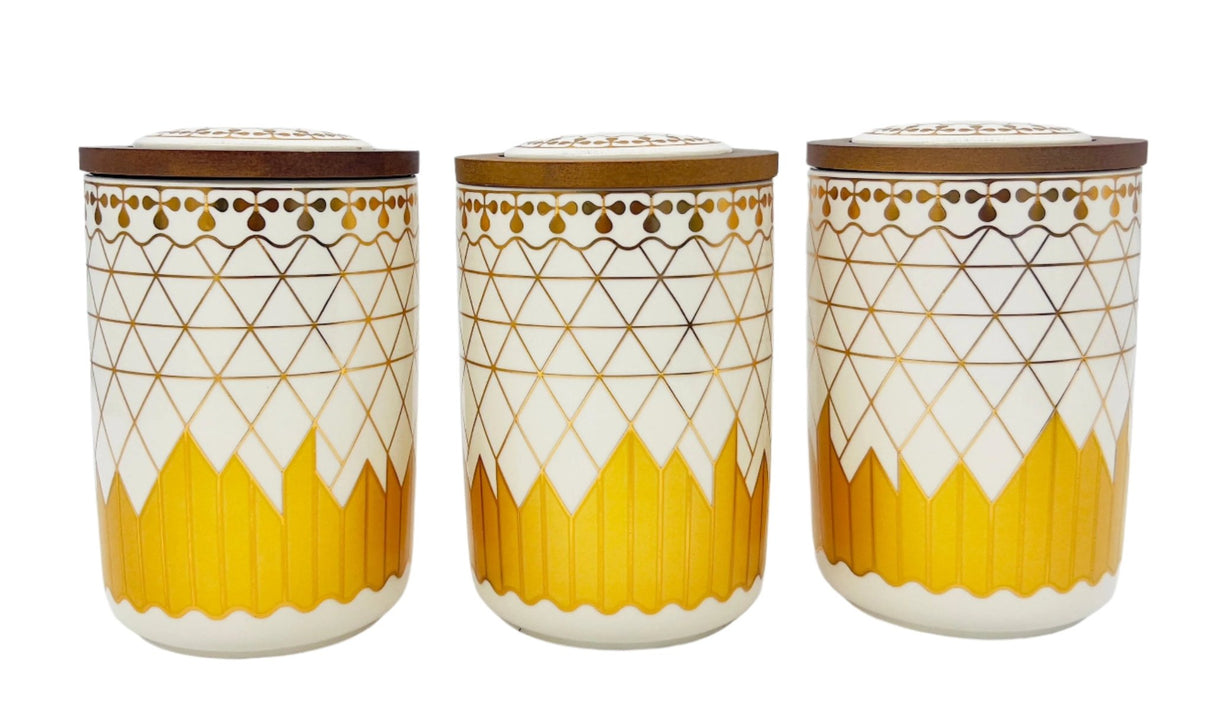 AKDC Ceramic Set of 3 Canister 1 Liter * 3 with Wooden Lid, White and Golden Line Design - Al Kabayel Discount CentreAKDC Ceramic Set of 3 Canister 1 Liter * 3 with Wooden Lid, White and Golden Line DesignJars & Food SaversAKDCAl Kabayel Discount Centre