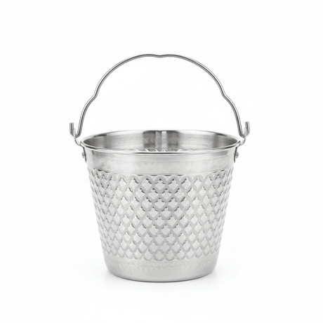 AKDC Classic Aluminium Ice Bucket – 2L Silver Finish - Al Kabayel Discount CentreAKDC Classic Aluminium Ice Bucket – 2L Silver FinishKitchen Utensils & GadgetsAKDCAl Kabayel Discount Centre