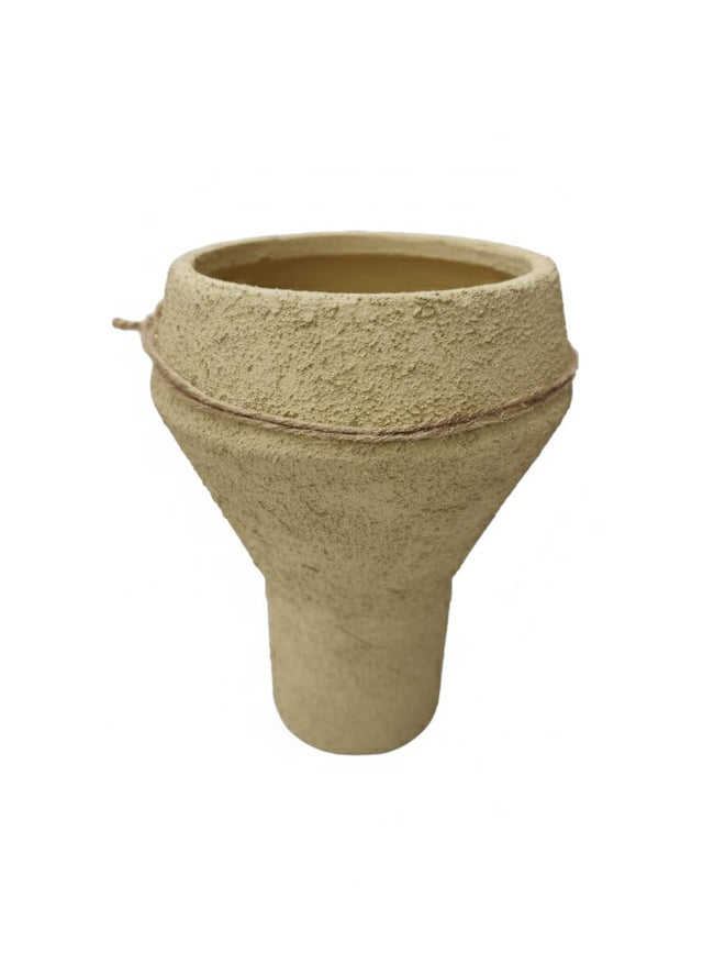 AKDC Designer Clay Plant Pot – Beige Color – 23×15 cm – Unique Curved Shape - Al Kabayel Discount CentreAKDC Designer Clay Plant Pot – Beige Color – 23×15 cm – Unique Curved ShapeFlower/Plant PotsAKDCAl Kabayel Discount Centre