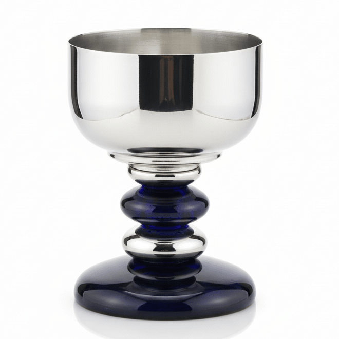 AKDC Elegant Footed Metal Candy Bowl – Decorative Raised Dessert Serving Dish for Chocolates Nuts & Dates – 15x11 cm - Al Kabayel Discount CentreAKDC Elegant Footed Metal Candy Bowl – Decorative Raised Dessert Serving Dish for Chocolates Nuts & Dates – 15x11 cmBowlsAKDCAl Kabayel Discount Centre