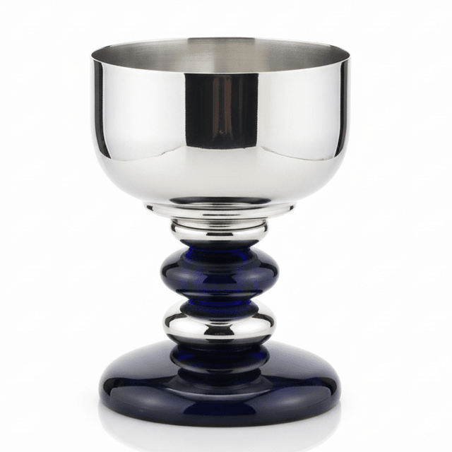 AKDC Elegant Footed Metal Candy Bowl – Decorative Raised Dessert Serving Dish for Chocolates Nuts & Dates – 15x11 cm - Al Kabayel Discount CentreAKDC Elegant Footed Metal Candy Bowl – Decorative Raised Dessert Serving Dish for Chocolates Nuts & Dates – 15x11 cmBowlsAKDCAl Kabayel Discount Centre