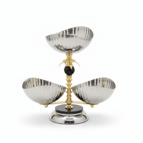 AKDC Elegant Silver Metal Candy Bowl with Stand 32 cm Luxury Elevated Serving Bowl for Table Decor - Al Kabayel Discount CentreAKDC Elegant Silver Metal Candy Bowl with Stand 32 cm Luxury Elevated Serving Bowl for Table DecorBowlsAKDCAl Kabayel Discount Centre