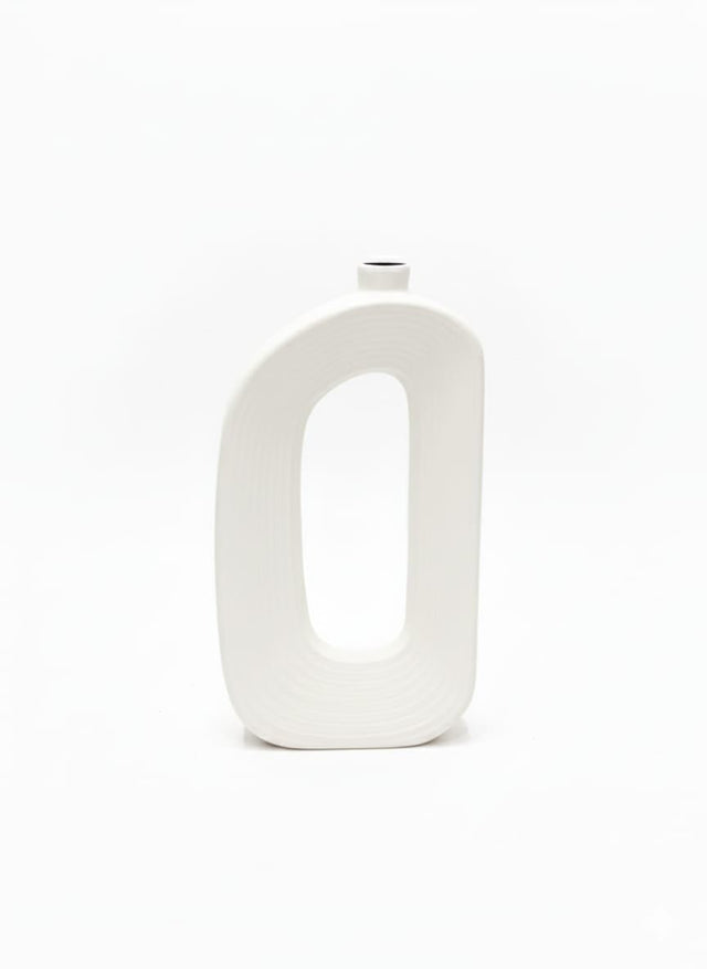 AKDC Large White Ceramic Decorative Vase – 30×16 cm - Al Kabayel Discount CentreAKDC Large White Ceramic Decorative Vase – 30×16 cmFlower/Plant PotsAKDCAl Kabayel Discount Centre