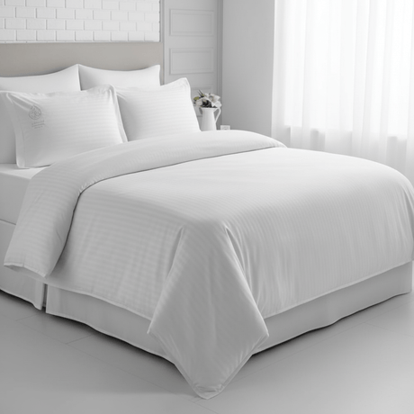AKDC Luxury 6 - Piece White Cotton Comforter Set for King Size Bed – 240×260 cm Comforter, Deep Pocket Fitted Sheet & Pillow Shams - Al Kabayel Discount CentreAKDC Luxury 6 - Piece White Cotton Comforter Set for King Size Bed – 240×260 cm Comforter, Deep Pocket Fitted Sheet & Pillow ShamsBeddingAKDCAl Kabayel Discount Centre
