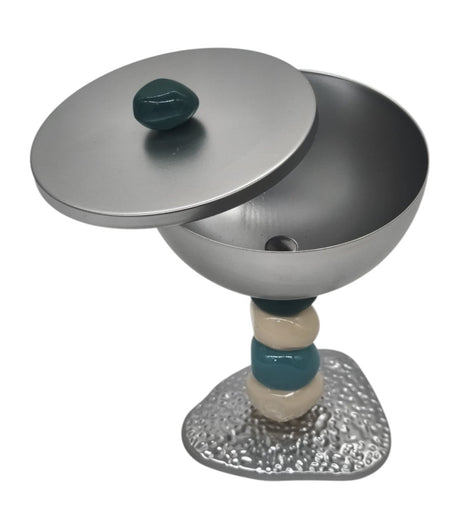AKDC Metal Footed Candy Bowl with Lid 20cm*12cm*12cm, Multicolour - Al Kabayel Discount CentreAKDC Metal Footed Candy Bowl with Lid 20cm*12cm*12cm, MulticolourBowlsAKDCAl Kabayel Discount Centre