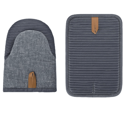 AKDC Oven Glove and Insulation Pad Set with Silicon Grip(Gloves - 17cm*30cm, Pad - 17cm*17cm), Grey - Al Kabayel Discount CentreAKDC Oven Glove and Insulation Pad Set with Silicon Grip(Gloves - 17cm*30cm, Pad - 17cm*17cm), GreyCookware AccessoriesAKDCAl Kabayel Discount Centre