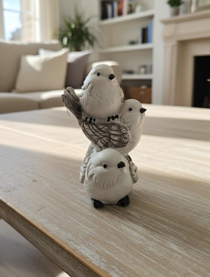 AKDC Polyresin White Birds Figurine – Elegant Decorative Accent Home Décor 16 cm - Al Kabayel Discount CentreAKDC Polyresin White Birds Figurine – Elegant Decorative Accent Home Décor 16 cmHome Décor AccentsAKDCAl Kabayel Discount Centre