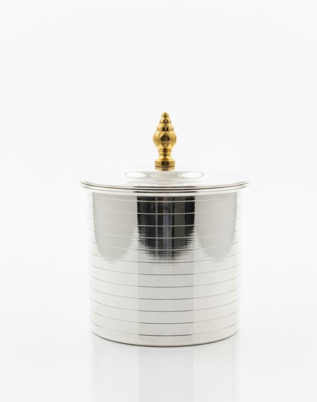 AKDC Premium Glass Sugar Pot with Silver Metal Lid and Gold Finish – Elegant Storage Jar for Sugar, Coffee, or Spices – Modern Kitchen Countertop Decor 10x10 cm - Al Kabayel Discount CentreAKDC Premium Glass Sugar Pot with Silver Metal Lid and Gold Finish – Elegant Storage Jar for Sugar, Coffee, or Spices – Modern Kitchen Countertop Decor 10x10 cmJars & Food SaversAKDCAl Kabayel Discount Centre