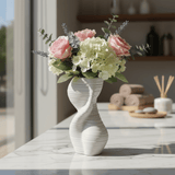 AKDC Premium Modern Ceramic Flower Vase – Elegant White Abstract Shape Decorative Accent, 20 × 10 cm - Al Kabayel Discount CentreAKDC Premium Modern Ceramic Flower Vase – Elegant White Abstract Shape Decorative Accent, 20 × 10 cmFlower/Plant PotsAKDCAl Kabayel Discount Centre