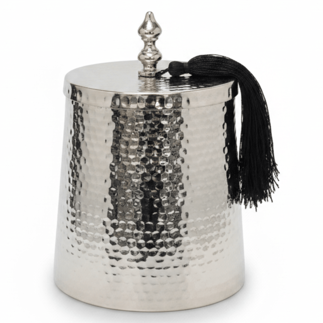 AKDC Premium Silver Finish Dates Bowl with Lid for Serving Dry Fruits, Snacks, and Traditional Gatherings (13.5 × 18.5 cm) - Al Kabayel Discount CentreAKDC Premium Silver Finish Dates Bowl with Lid for Serving Dry Fruits, Snacks, and Traditional Gatherings (13.5 × 18.5 cm)Jars & Food SaversAKDCAl Kabayel Discount Centre