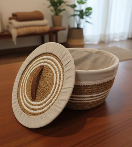 AKDC Rattan Basket with Lid & Fabric Liner Large 36×19cm – Natural Storage Basket for Laundry, Toys & Home Organization - Al Kabayel Discount CentreAKDC Rattan Basket with Lid & Fabric Liner Large 36×19cm – Natural Storage Basket for Laundry, Toys & Home OrganizationDoormatsAKDCAl Kabayel Discount Centre