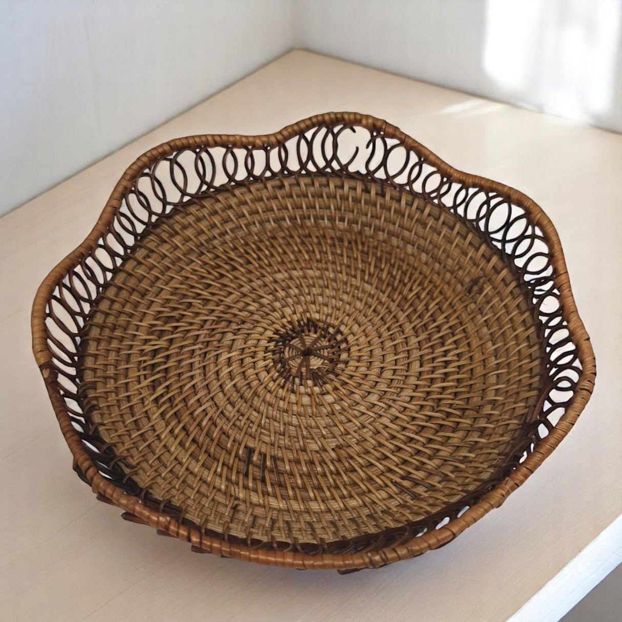 AKDC Rattan Serving Tray, Hand Woven Serving Basket Flat Wicker Fruit Bread Serving Basket for Coffee Table, Kitchen Counter Table - 20CM(â€ŽBrown) - Al Kabayel Discount CentreAKDC Rattan Serving Tray, Hand Woven Serving Basket Flat Wicker Fruit Bread Serving Basket for Coffee Table, Kitchen Counter Table - 20CM(â€ŽBrown)RattansAKDCAl Kabayel Discount Centre