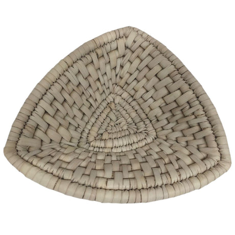 AKDC Rattan Triangle Bowl Fruit Basket Decorative Organizer Storage for Corner Shelves Snack Serving Bowls on Table - 26cmX10cm - (Wash White) - Al Kabayel Discount CentreAKDC Rattan Triangle Bowl Fruit Basket Decorative Organizer Storage for Corner Shelves Snack Serving Bowls on Table - 26cmX10cm - (Wash White)RattansAKDCAl Kabayel Discount Centre