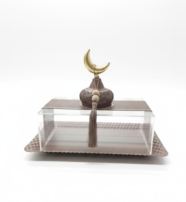 AKDC Rectangular Metal Serving Tray with Acrylic Lid 28×20×22 cm – Brown Color Ramadan Special Exclusive Design - Al Kabayel Discount CentreAKDC Rectangular Metal Serving Tray with Acrylic Lid 28×20×22 cm – Brown Color Ramadan Special Exclusive DesignServing TraysAKDCAl Kabayel Discount Centre