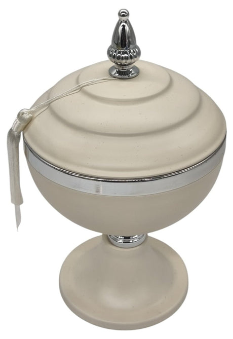 AKDC Round Metal Footed Candy Bowl with Lid 15cm*25cm, Ivory/Silver - Al Kabayel Discount CentreAKDC Round Metal Footed Candy Bowl with Lid 15cm*25cm, Ivory/SilverBowlsAKDCAl Kabayel Discount Centre
