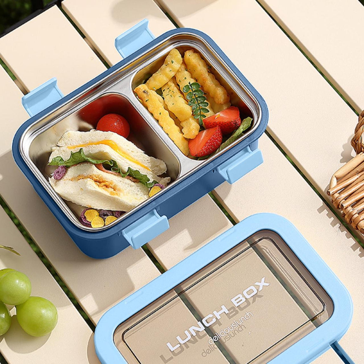 AKDC Two Compartment Lunch Box with Cutlery 850ml, SUS304 Stainless Steel Interior, Navy Blue - Al Kabayel Discount CentreAKDC Two Compartment Lunch Box with Cutlery 850ml, SUS304 Stainless Steel Interior, Navy BlueFood ContainersAKDCAl Kabayel Discount Centre