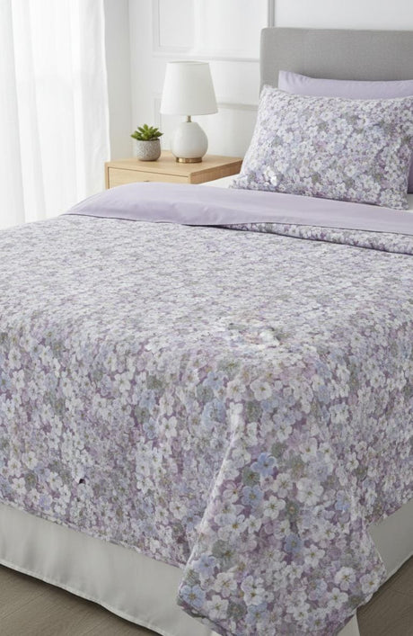 AKDC Violet Floral Poly - Cotton Quilt Cover Set 160x200cm with Matching Bed Sheet & Pillowcase - Al Kabayel Discount CentreAKDC Violet Floral Poly - Cotton Quilt Cover Set 160x200cm with Matching Bed Sheet & PillowcaseBeddingAKDCAl Kabayel Discount Centre