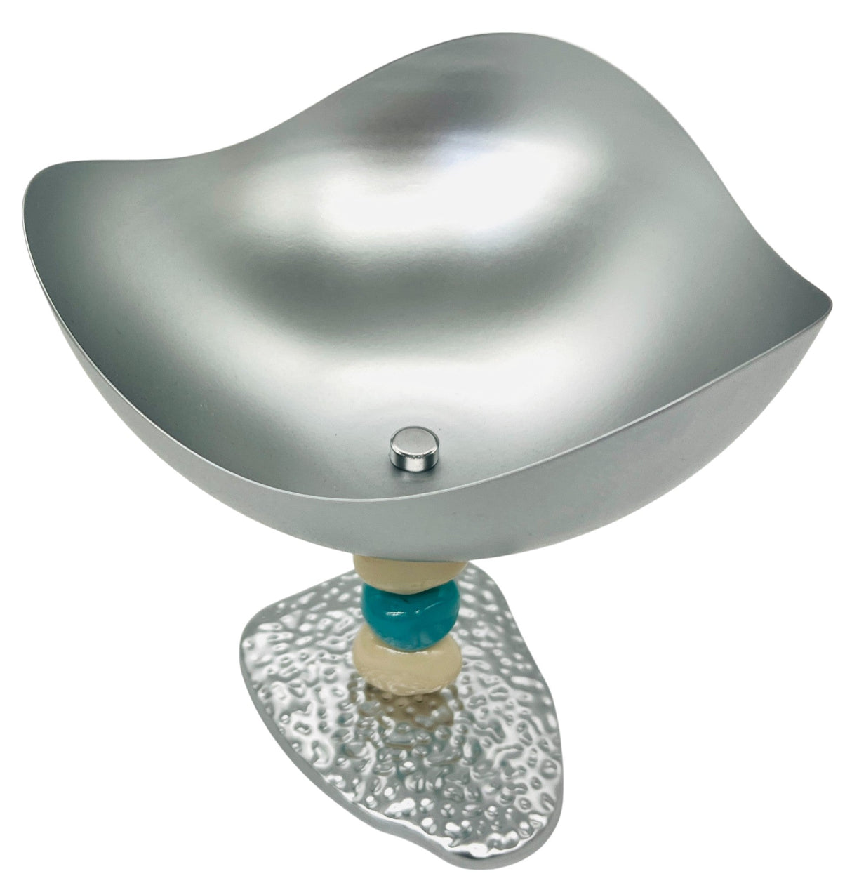 AKDC Wave Metal Footed Candy Bowl 19.5cm*19.5cm*21, Silver - Al Kabayel Discount CentreAKDC Wave Metal Footed Candy Bowl 19.5cm*19.5cm*21, SilverBowlsAKDCAl Kabayel Discount Centre