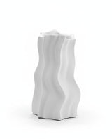 AKDC White Hard Plastic Flower Vase – Minimalist Contemporary Home Decor – 29×15 cm - Al Kabayel Discount CentreAKDC White Hard Plastic Flower Vase – Minimalist Contemporary Home Decor – 29×15 cmFlower/Plant PotsAKDCAl Kabayel Discount Centre