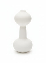 AKDC White Hard Plastic Vase – 30 cm Lightweight Modern Decorative Vase - Al Kabayel Discount CentreAKDC White Hard Plastic Vase – 30 cm Lightweight Modern Decorative VaseFlower/Plant PotsAKDCAl Kabayel Discount Centre