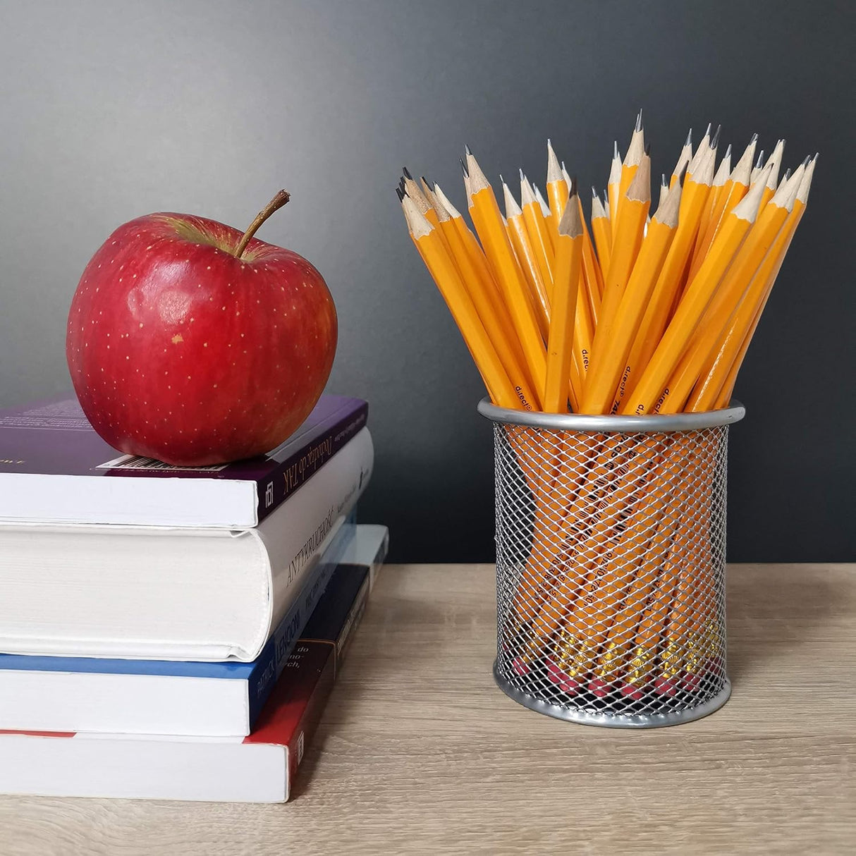 AKDC Wire Mesh Pen Holder, Size (9X9.8Cm), Round Shape - Color Silver - Fsph101Bk - Al Kabayel Discount CentreAKDC Wire Mesh Pen Holder, Size (9X9.8Cm), Round Shape - Color Silver - Fsph101BkDesk Accessories & OrganizerAKDCAl Kabayel Discount Centre