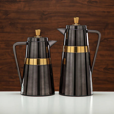 Almarjan 2 Pieces Vacuum Flask Set Black & Gold 1 Liter And 0.7 Liter - Al Kabayel Discount CentreAlmarjan 2 Pieces Vacuum Flask Set Black & Gold 1 Liter And 0.7 LiterThermosALMARJANAl Kabayel Discount Centre