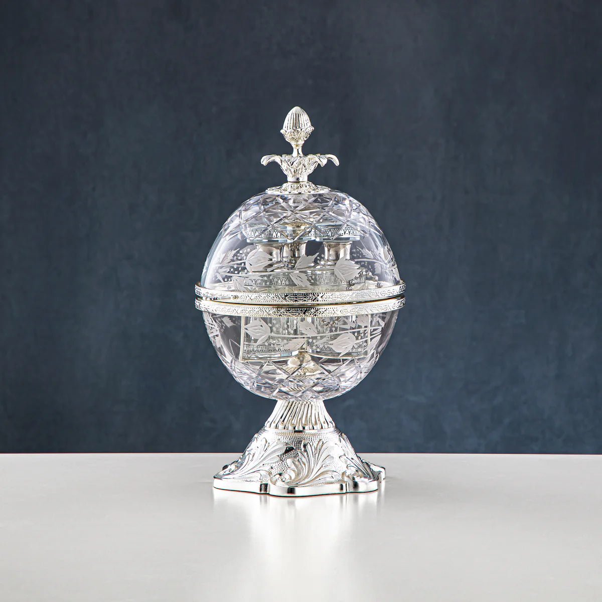 Almarjan Glass Perfume Set With Dome Case - Al Kabayel Discount CentreAlmarjan Glass Perfume Set With Dome CaseHome Décor AccentsALMARJANAl Kabayel Discount Centre