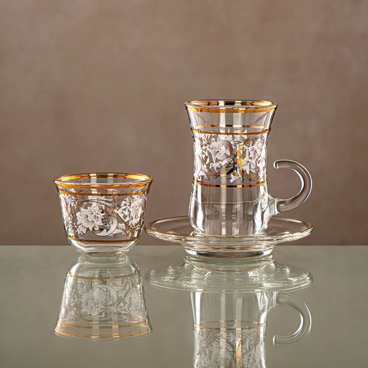 ALMARJAN Harir 18pcs Tea/Coffee Set (6pc Cava Cup 90ml, 6pcs Cup 180ml, 6pcs Saucer), Floral Design with Golden Border - Al Kabayel Discount CentreALMARJAN Harir 18pcs Tea/Coffee Set (6pc Cava Cup 90ml, 6pcs Cup 180ml, 6pcs Saucer), Floral Design with Golden BorderTea SetsALMARJANAl Kabayel Discount Centre