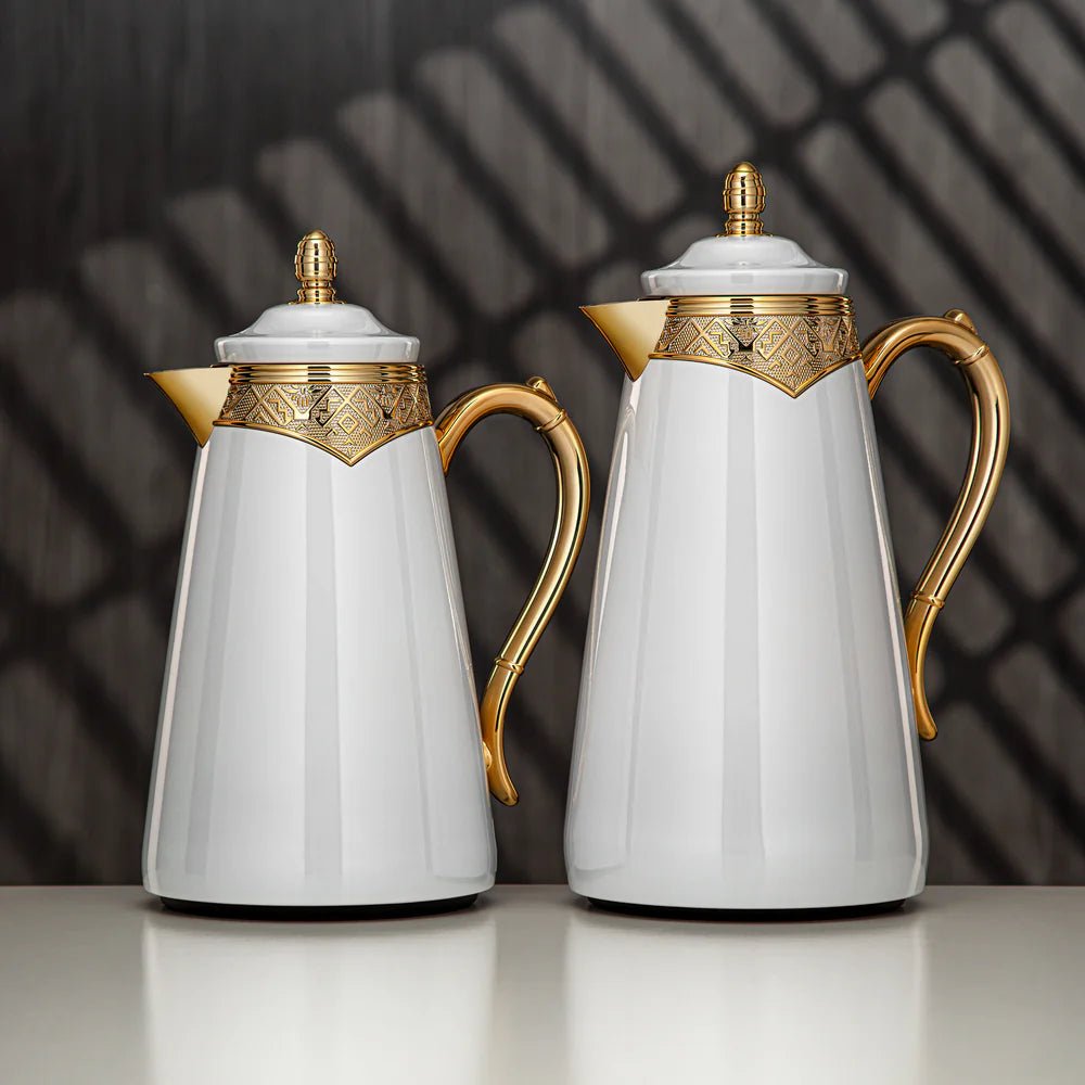 Almarjan Royal Vacuum Flask Set – 0.7L & 1L Pearl White & Gold Premium Insulated Collection - Al Kabayel Discount CentreAlmarjan Royal Vacuum Flask Set – 0.7L & 1L Pearl White & Gold Premium Insulated CollectionThermosALMARJANAl Kabayel Discount Centre
