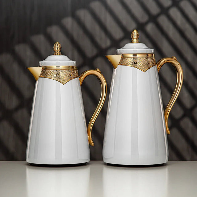 Almarjan Royal Vacuum Flask Set – 0.7L & 1L Pearl White & Gold Premium Insulated Collection - Al Kabayel Discount CentreAlmarjan Royal Vacuum Flask Set – 0.7L & 1L Pearl White & Gold Premium Insulated CollectionThermosALMARJANAl Kabayel Discount Centre
