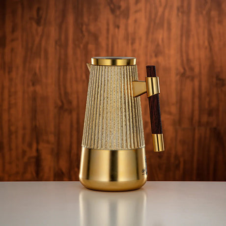 Almarjan Vacuum Flask Set 1L + 1L Matt Gold & Matt Dark Wood - Al Kabayel Discount CentreAlmarjan Vacuum Flask Set 1L + 1L Matt Gold & Matt Dark WoodThermosALMARJANAl Kabayel Discount Centre