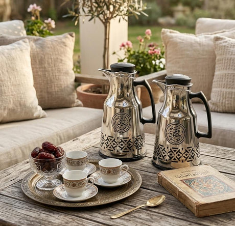 Bait Al Crystal Silver & Black Arabic Text Design Luxury Vacuum Flask for Serving Tea & Coffee 700ml–1L Capacity - Al Kabayel Discount CentreBait Al Crystal Silver & Black Arabic Text Design Luxury Vacuum Flask for Serving Tea & Coffee 700ml–1L CapacityThermosBAIT AL CRYSTALAl Kabayel Discount Centre