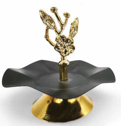 Baykar 1 Tier Dates Plate Golden Black 12Cm - Al Kabayel Discount CentreBaykar 1 Tier Dates Plate Golden Black 12CmHome Décor AccentsAKDCAl Kabayel Discount Centre