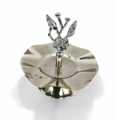 Baykar 1 Tier Dates Plate Silver Black 12Cm - Al Kabayel Discount CentreBaykar 1 Tier Dates Plate Silver Black 12CmHome Décor AccentsAKDCAl Kabayel Discount Centre