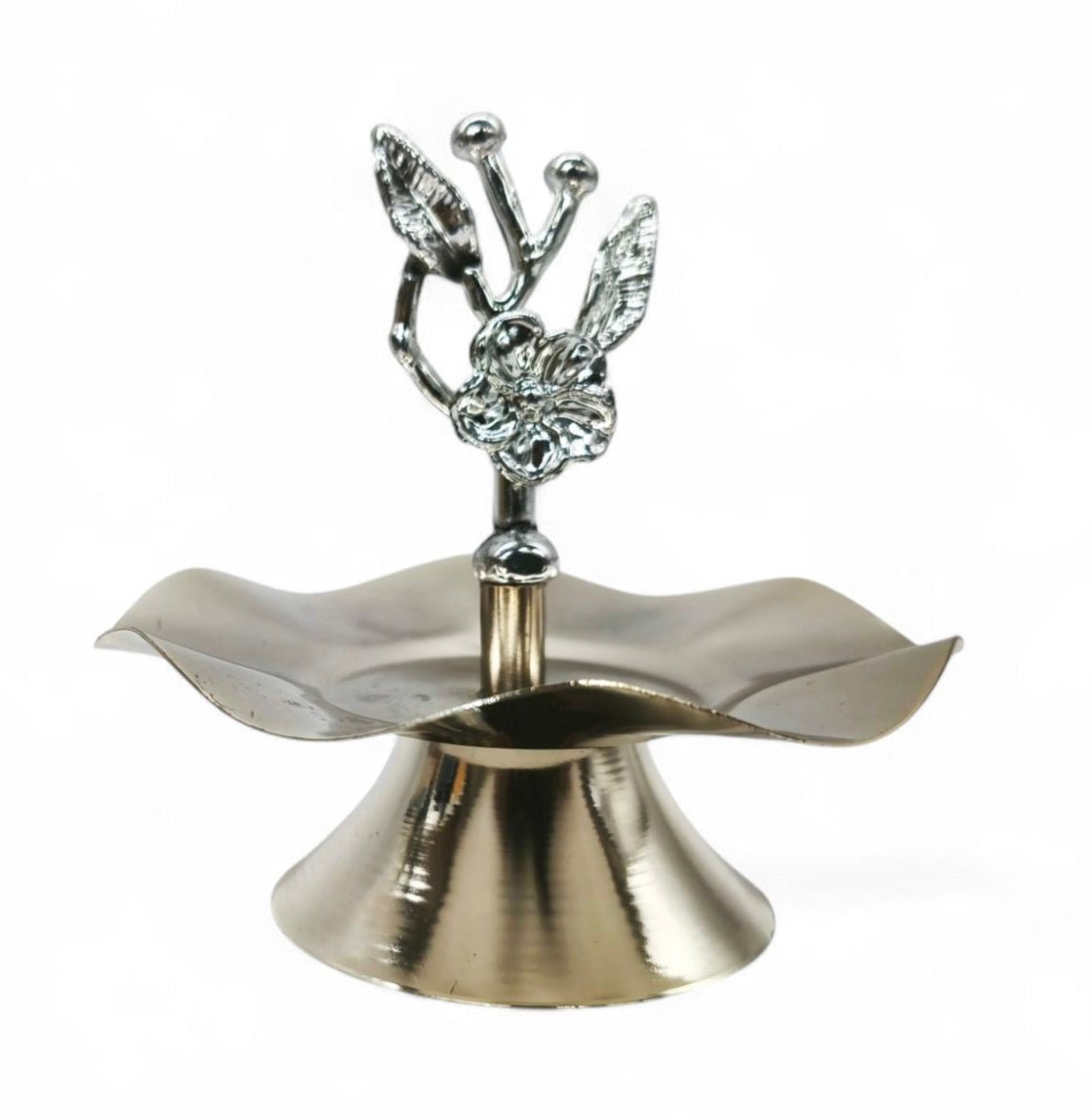 Baykar 1 Tier Dates Plate Silver Black 12Cm - Al Kabayel Discount CentreBaykar 1 Tier Dates Plate Silver Black 12CmHome Décor AccentsAKDCAl Kabayel Discount Centre