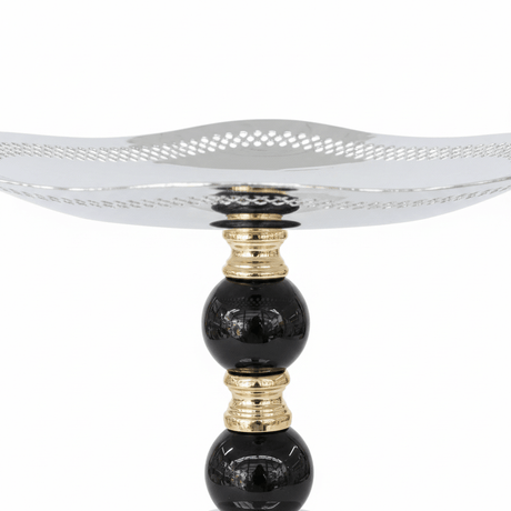 Black & Gold Footed Silver Metal Candy Tray - 19×24cm - Al Kabayel Discount CentreBlack & Gold Footed Silver Metal Candy Tray - 19×24cmServing TraysAKDCAl Kabayel Discount Centre