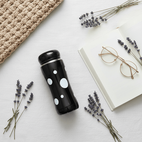 Black & White Polka Dot Stainless Steel Vacuum Bottle — 320ml - Al Kabayel Discount CentreBlack & White Polka Dot Stainless Steel Vacuum Bottle — 320mlWater bottlesAKDCAl Kabayel Discount Centre