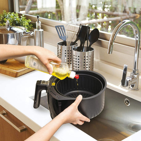 BLACK+DECKER 3.5L Manual Aerofry Air Fryer With Rapid Air Convection Technology, Black/Grey - AF200 - B5 , 2 Years Warranty - Al Kabayel Discount CentreBLACK+DECKER 3.5L Manual Aerofry Air Fryer With Rapid Air Convection Technology, Black/Grey - AF200 - B5 , 2 Years WarrantyAir FryersBLACK & DECKERAl Kabayel Discount Centre