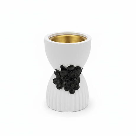 Chalk Incense Burner With Black Floral Accent- 10×6cm - White / Cream - Al Kabayel Discount CentreChalk Incense Burner With Black Floral Accent- 10×6cm - White / CreamIncense BurnersAKDCAl Kabayel Discount Centre