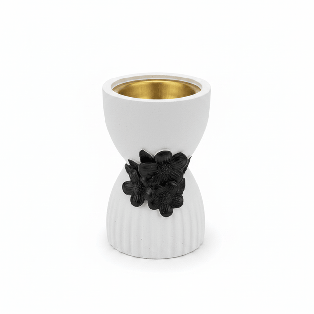 Chalk Incense Burner With Black Floral Accent- 10×6cm - White / Cream - Al Kabayel Discount CentreChalk Incense Burner With Black Floral Accent- 10×6cm - White / CreamIncense BurnersAKDCAl Kabayel Discount Centre