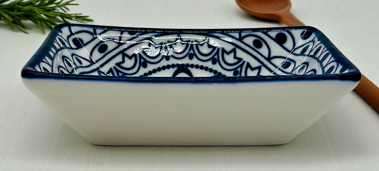 Che Brucia Ceramic Rectangular Dish Bowl 3.37", Blue Floral Pattern - Al Kabayel Discount CentreChe Brucia Ceramic Rectangular Dish Bowl 3.37", Blue Floral PatternBowlsCHE BRUCIAAl Kabayel Discount Centre