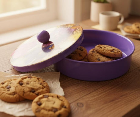 DALLAH ADDAR ROUND CANDY STORAGE BOX – 15CM PREMIUM PURPLE COLOR METAL CONTAINER FOR DRY FRUITS, SWEETS, SNACKS & DECORATIVE SERVING PURPOSES - Al Kabayel Discount CentreDALLAH ADDAR ROUND CANDY STORAGE BOX – 15CM PREMIUM PURPLE COLOR METAL CONTAINER FOR DRY FRUITS, SWEETS, SNACKS & DECORATIVE SERVING PURPOSESJars & Food SaversDALLAH ADDARAl Kabayel Discount Centre
