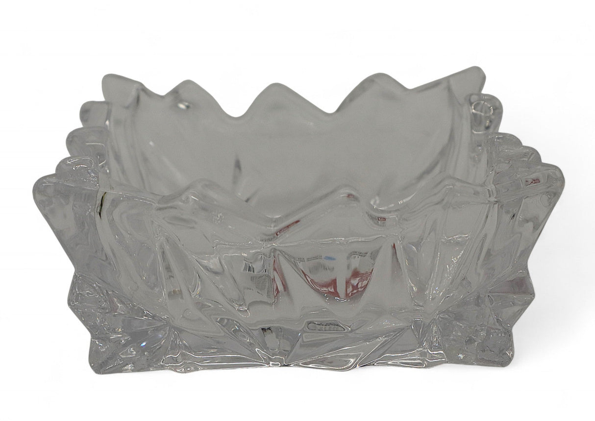 DELI Sharp - Edged Square Glass Ashtray – Heavy - Duty Clear Glass Smoking Tray with Unique Modern Look – 10×4 cm - Al Kabayel Discount CentreDELI Sharp - Edged Square Glass Ashtray – Heavy - Duty Clear Glass Smoking Tray with Unique Modern Look – 10×4 cmHome Décor AccentsDELIAl Kabayel Discount Centre