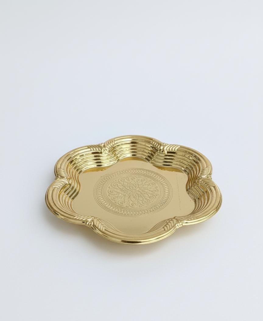 Edelolanz Gold Flower Shape Steel Tray 15 cm – Beautiful Floral Design, Compact & Elegant, Perfect for Jewelry, Candies, or Table Decoration - Al Kabayel Discount CentreEdelolanz Gold Flower Shape Steel Tray 15 cm – Beautiful Floral Design, Compact & Elegant, Perfect for Jewelry, Candies, or Table DecorationServing TraysEDELOLANZAl Kabayel Discount Centre