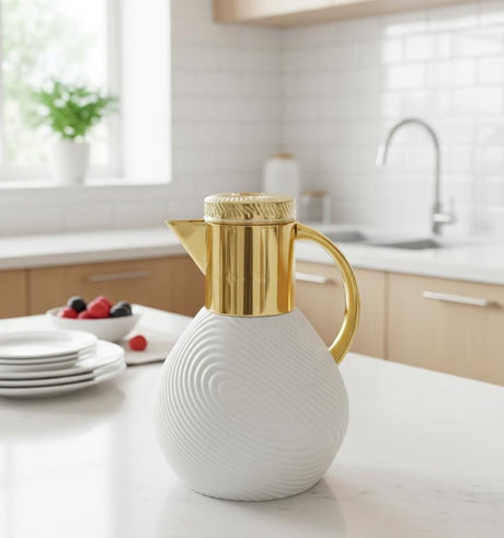 Ejshe 1 Liter Insulated Vacuum Flask – Glossy White Body with Gold Accent Lid, Keeps Beverages Hot or Cold for Hours - Al Kabayel Discount CentreEjshe 1 Liter Insulated Vacuum Flask – Glossy White Body with Gold Accent Lid, Keeps Beverages Hot or Cold for HoursThermosEJSHEAl Kabayel Discount Centre
