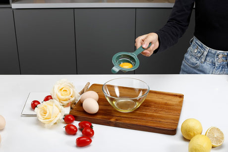 FALEZ Egg Yoke Seperator, Green - Al Kabayel Discount CentreFALEZ Egg Yoke Seperator, GreenCookware AccessoriesFALEZAl Kabayel Discount Centre