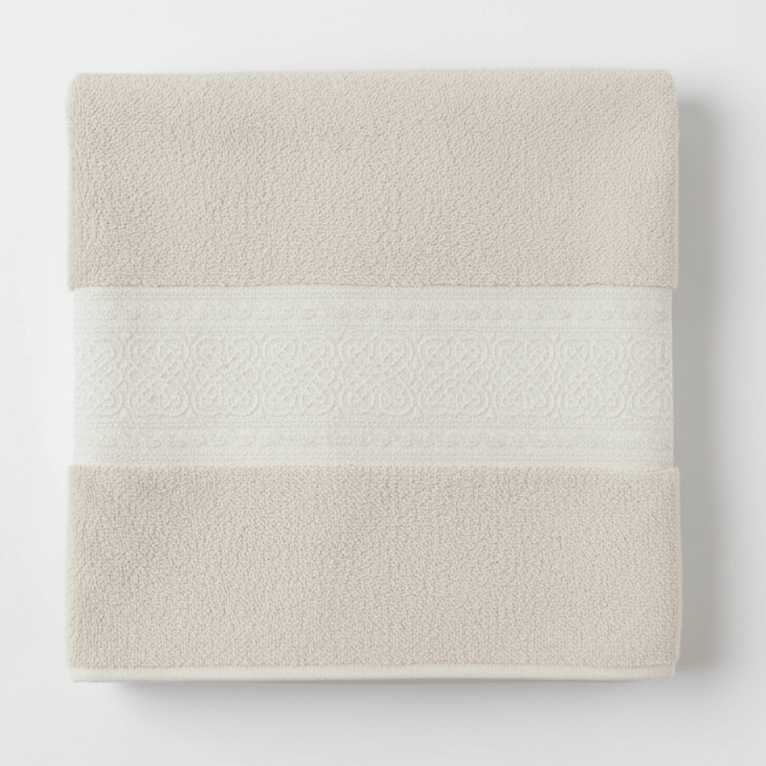 Fieldcrest Luxury Jacquard Bath Towel – Light Brown | 70×140cm - Al Kabayel Discount CentreFieldcrest Luxury Jacquard Bath Towel – Light Brown | 70×140cmBath Towels & WashclothsFIELD CRESTAl Kabayel Discount Centre